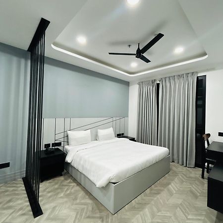 Bedchambers Serviced Apartment, Golf Course, Gurgaon Exteriör bild
