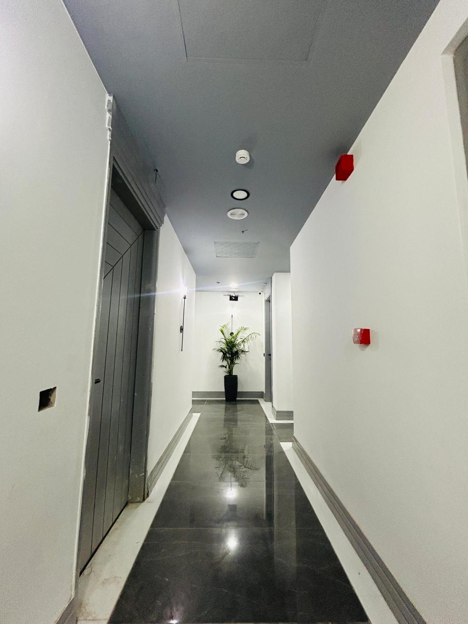 Bedchambers Serviced Apartment, Golf Course, Gurgaon Exteriör bild