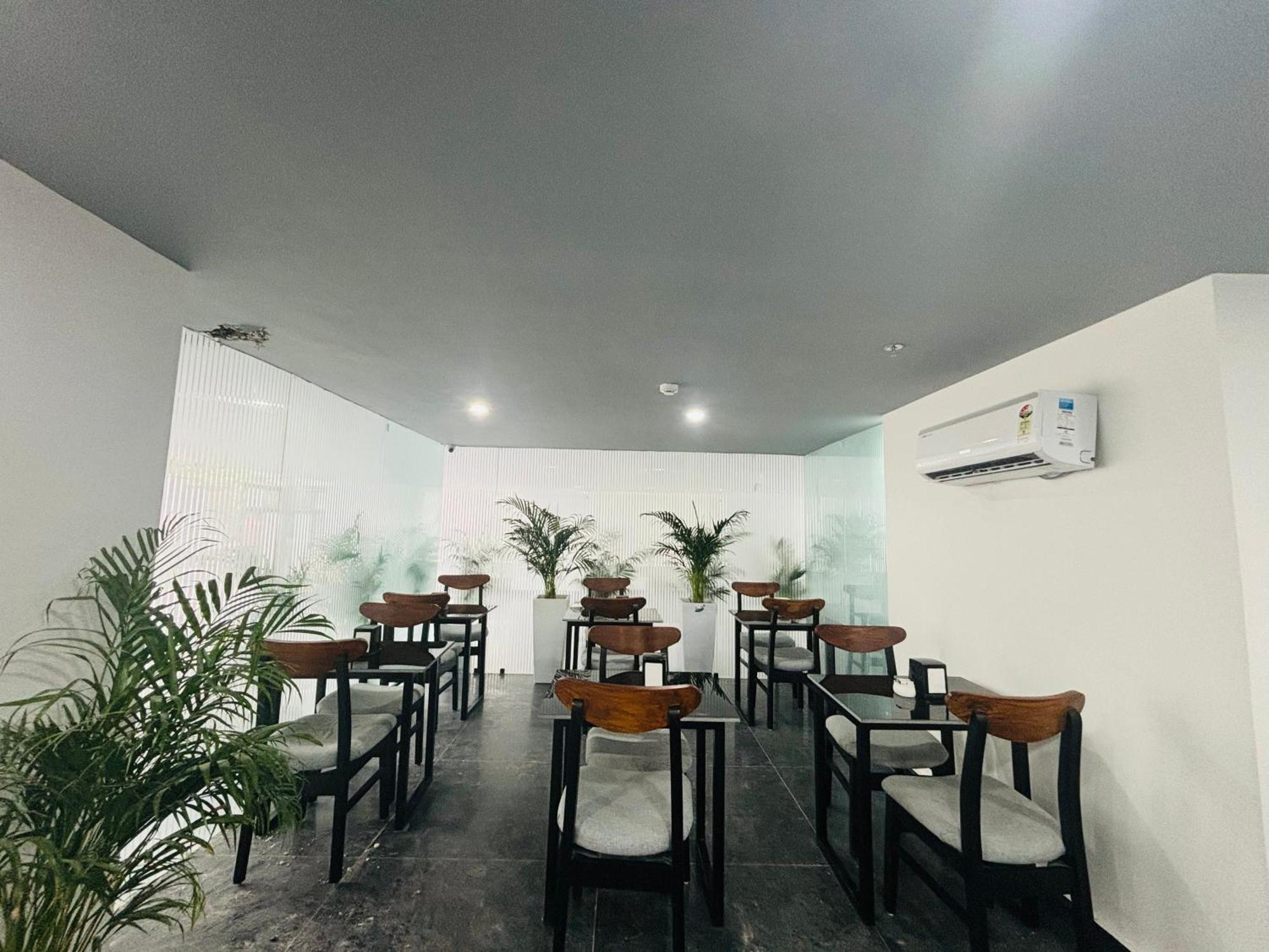 Bedchambers Serviced Apartment, Golf Course, Gurgaon Exteriör bild